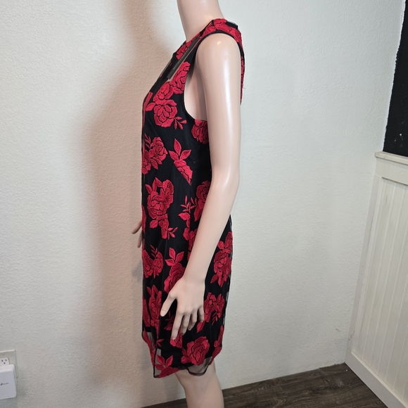 Donna Karan Black & Embroidered Red Roses Dress Size 4 NWT - Picture 5 of 15